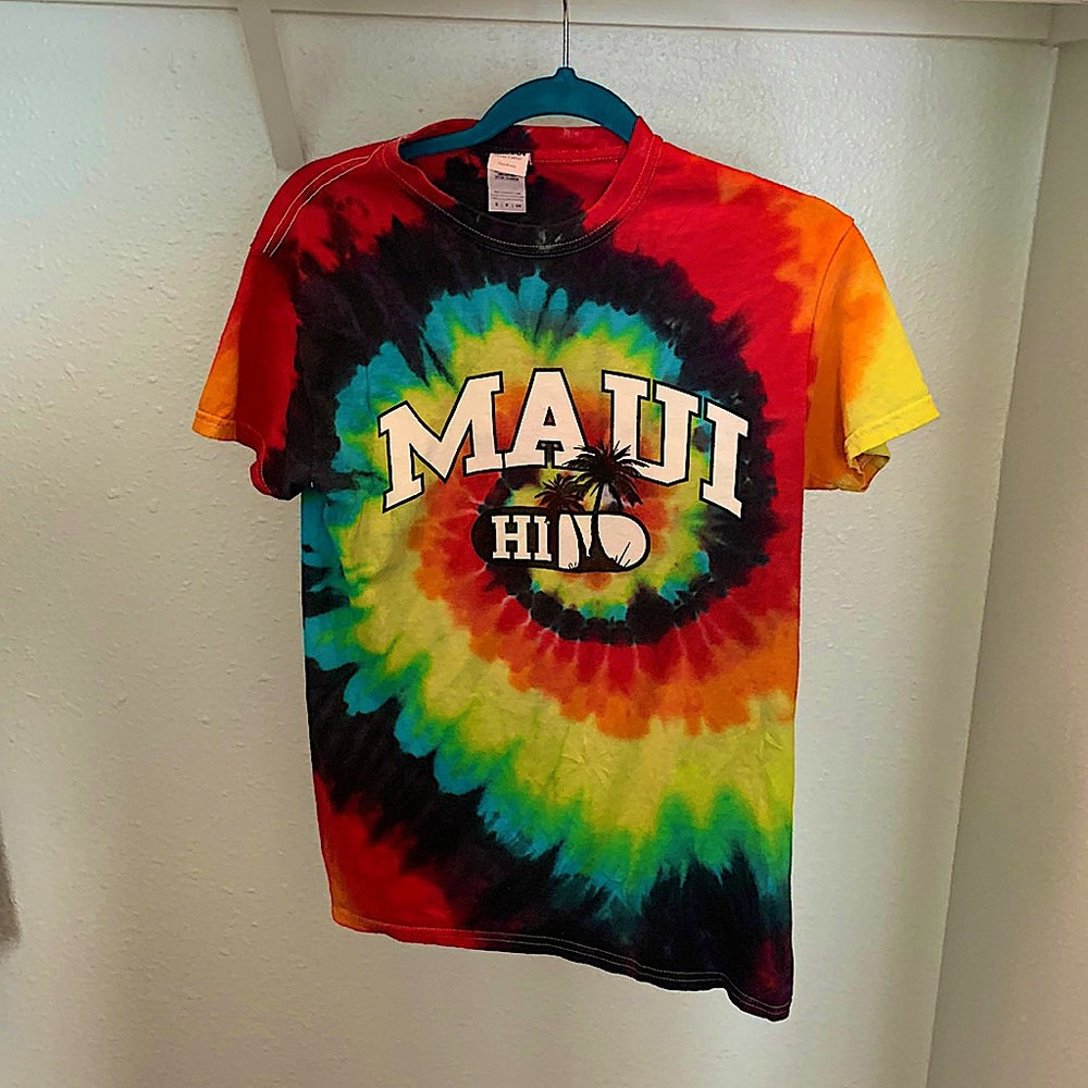 I got this when I was in Maui. I love all of the colors and think it is so cute